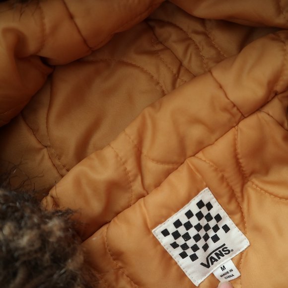 VANS Red Parka - Picture 4 of 5